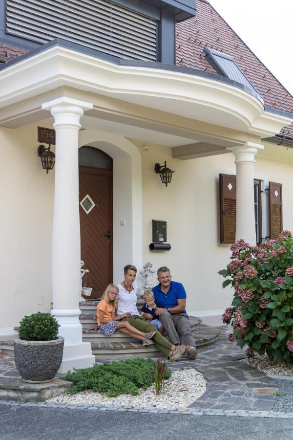 Das "Ferienhaus Eibiswald" Landhaus Refugium Im Schilcherland - Sauna Und Spa Экстерьер фото